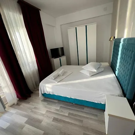 Summerland Sea View Penthouse & Jacuzzi