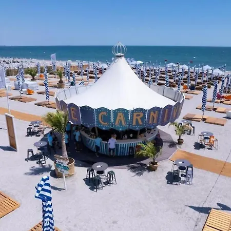 Summerland Sea View Penthouse & Jacuzzi Apartmán Mamaia
