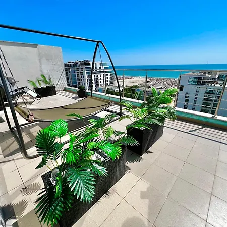 Summerland Sea View Penthouse & Jacuzzi Apartmán Mamaia