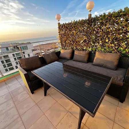 Summerland Sea View Penthouse & Jacuzzi