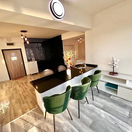 Summerland Sea View Penthouse & Jacuzzi