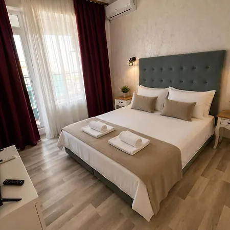 Apartment Summerland Sea View Penthouse & Jacuzzi Mamaia