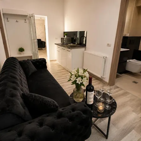 Summerland Sea View Penthouse & Jacuzzi * Mamaia