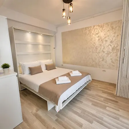 Summerland Sea View Penthouse & Jacuzzi Apartment