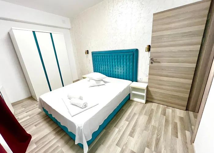 Daire Summerland Sea View Penthouse & Jacuzzi Mamaia