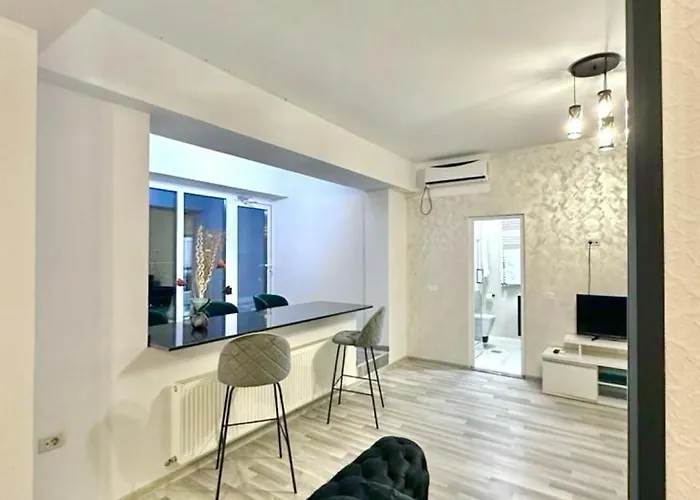 Summerland Sea View Penthouse & Jacuzzi *