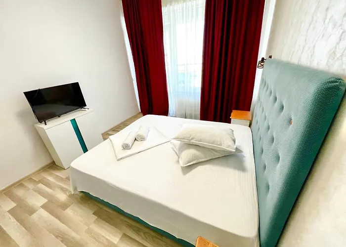 Summerland Sea View Penthouse & Jacuzzi