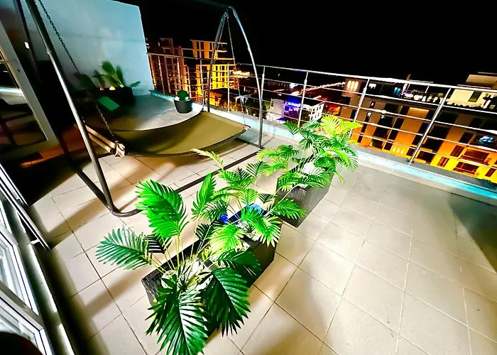 Summerland Sea View Penthouse & Jacuzzi