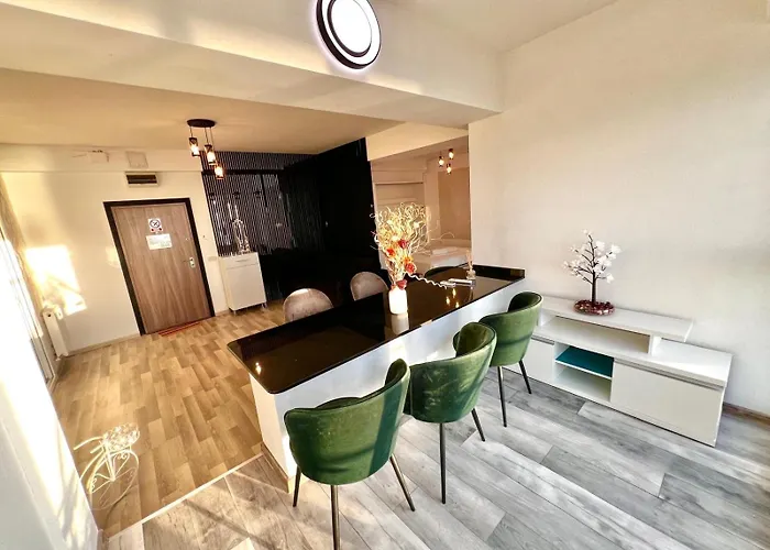 Summerland Sea View Penthouse & Jacuzzi