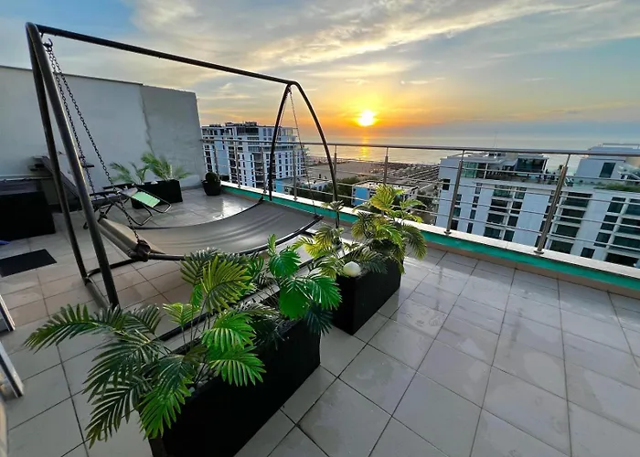 Summerland Sea View Penthouse & Jacuzzi Apartmán